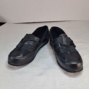 Mushrooms Black Leather & Suede Wedge Flats Size 8 M Elastic Straps for Stretch